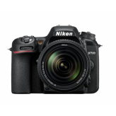 Nikon - D7500 DSLR 4K Video Camera with AF-S DX NIKKOR 18-140mm f/3.5-5.6G ED VR lens - Black